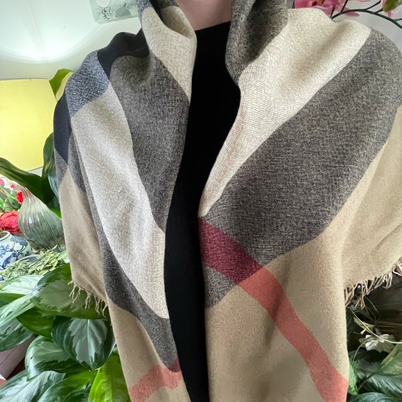 Burberry Square Scarf. - Picture 8 of 14